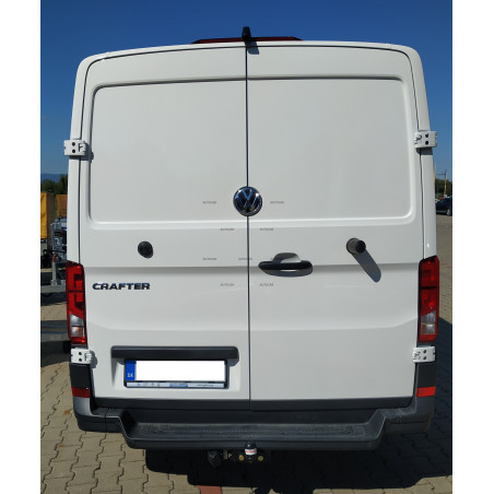 Ťažné zariadenie pre Volkswagen CRAFTER - Dodávka so schodíkom - Jednomontáž - skrutkový systém